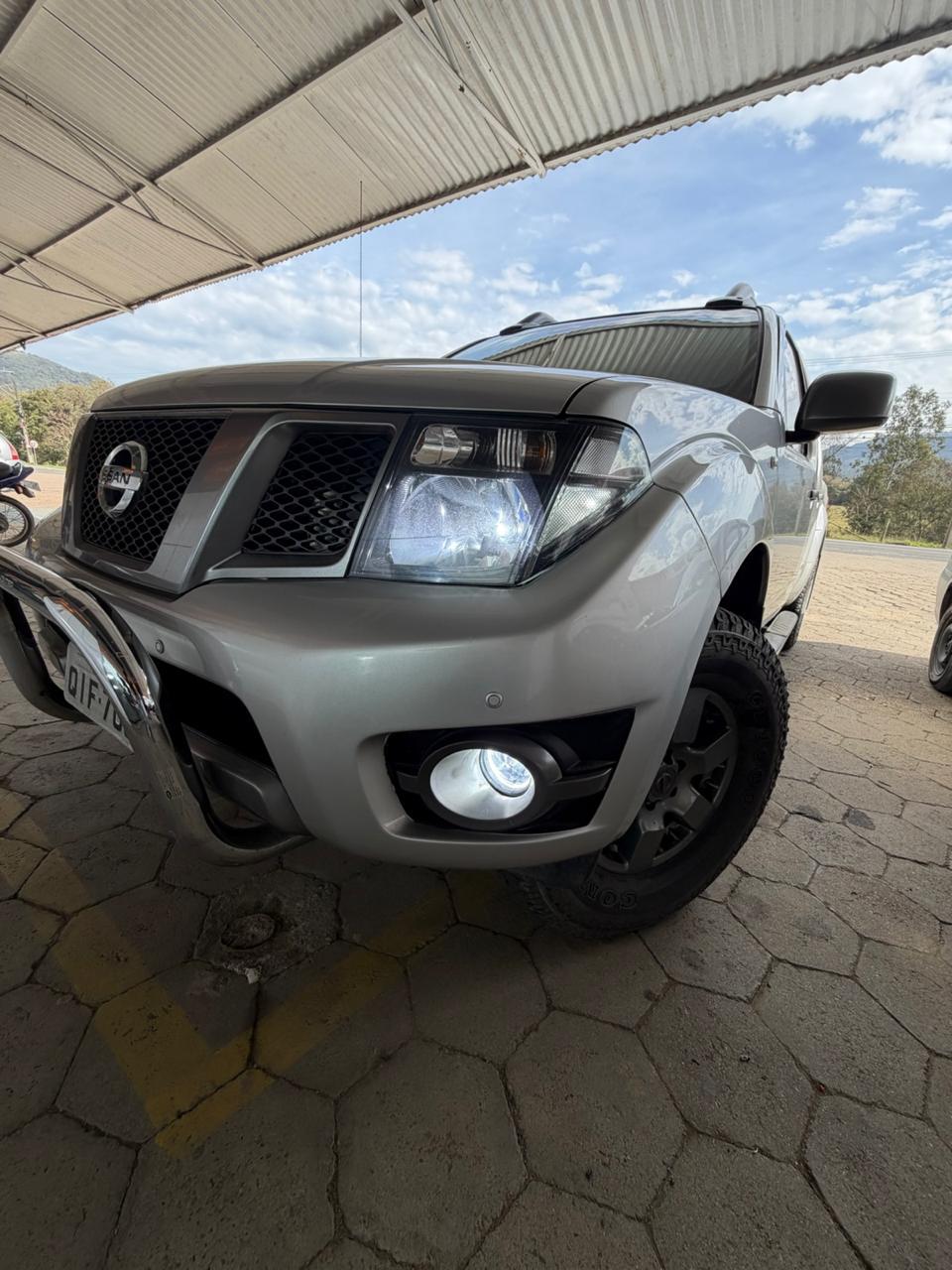 LED potente na Frontier